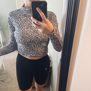 Brandy Melville leopard print cropped top